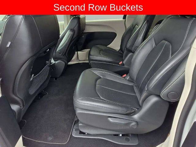 Used 2024 Chrysler Pacifica Limited FWD image 23
