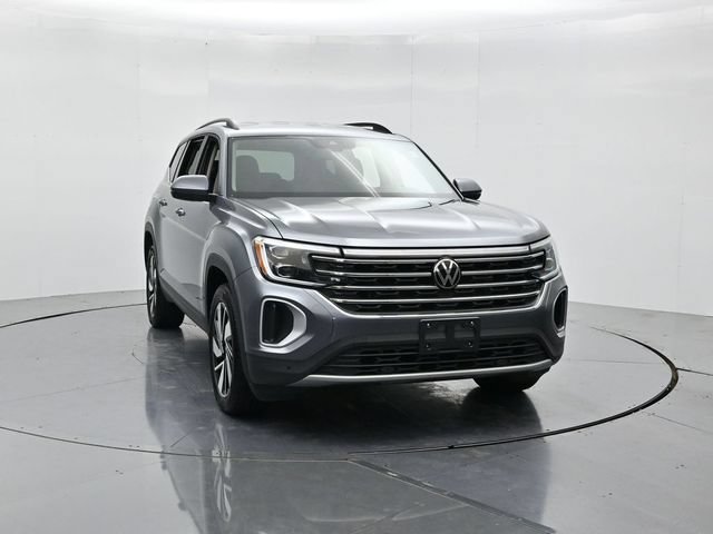 Used 2024 Volkswagen Atlas SE AWD/4WD image 4