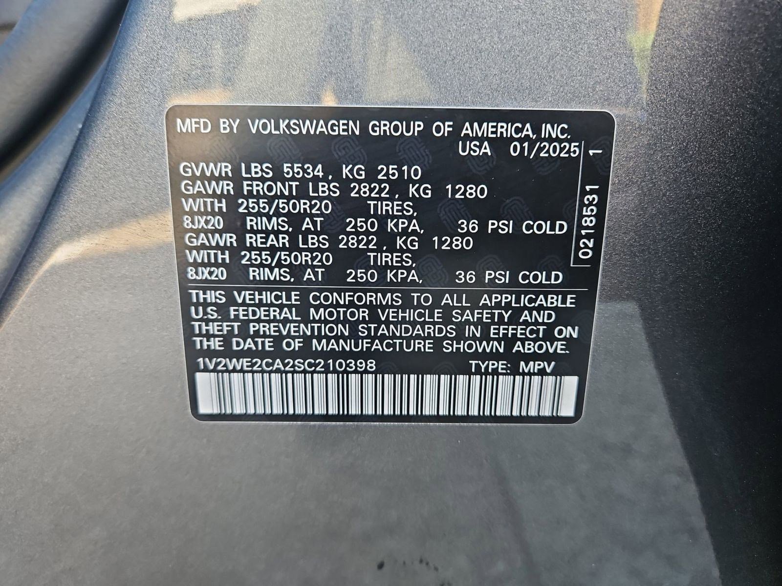 Used 2025 Volkswagen Atlas Cross Sport SE image 19