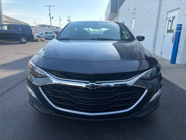 Used 2021 Chevrolet Malibu RS FWD image 3