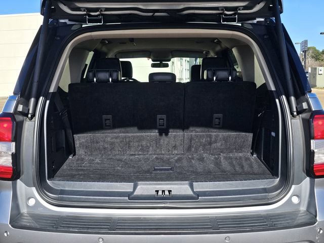 Certified 2024 Ford Expedition XLT image 30