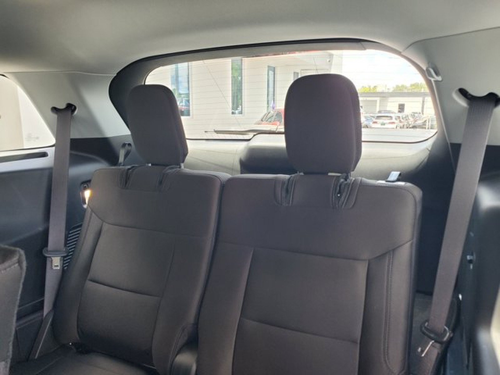 Certified 2023 Ford Explorer XLT RWD image 29
