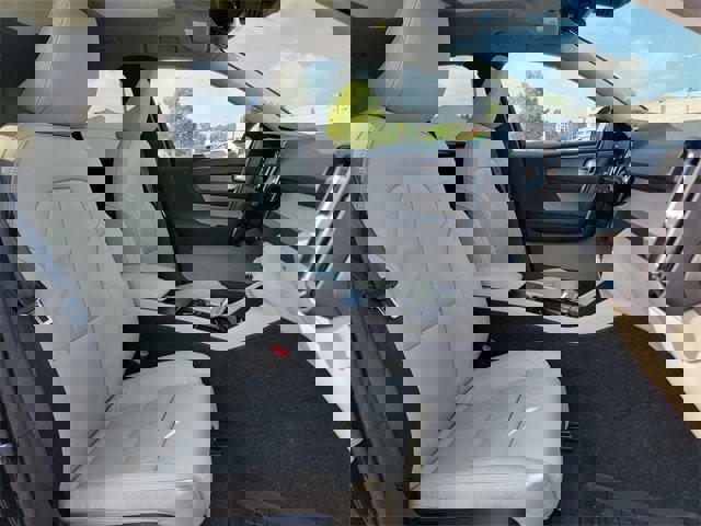 Used 2023 Volvo XC40 B5 Ultimate w/ Protection Package Premier image 24