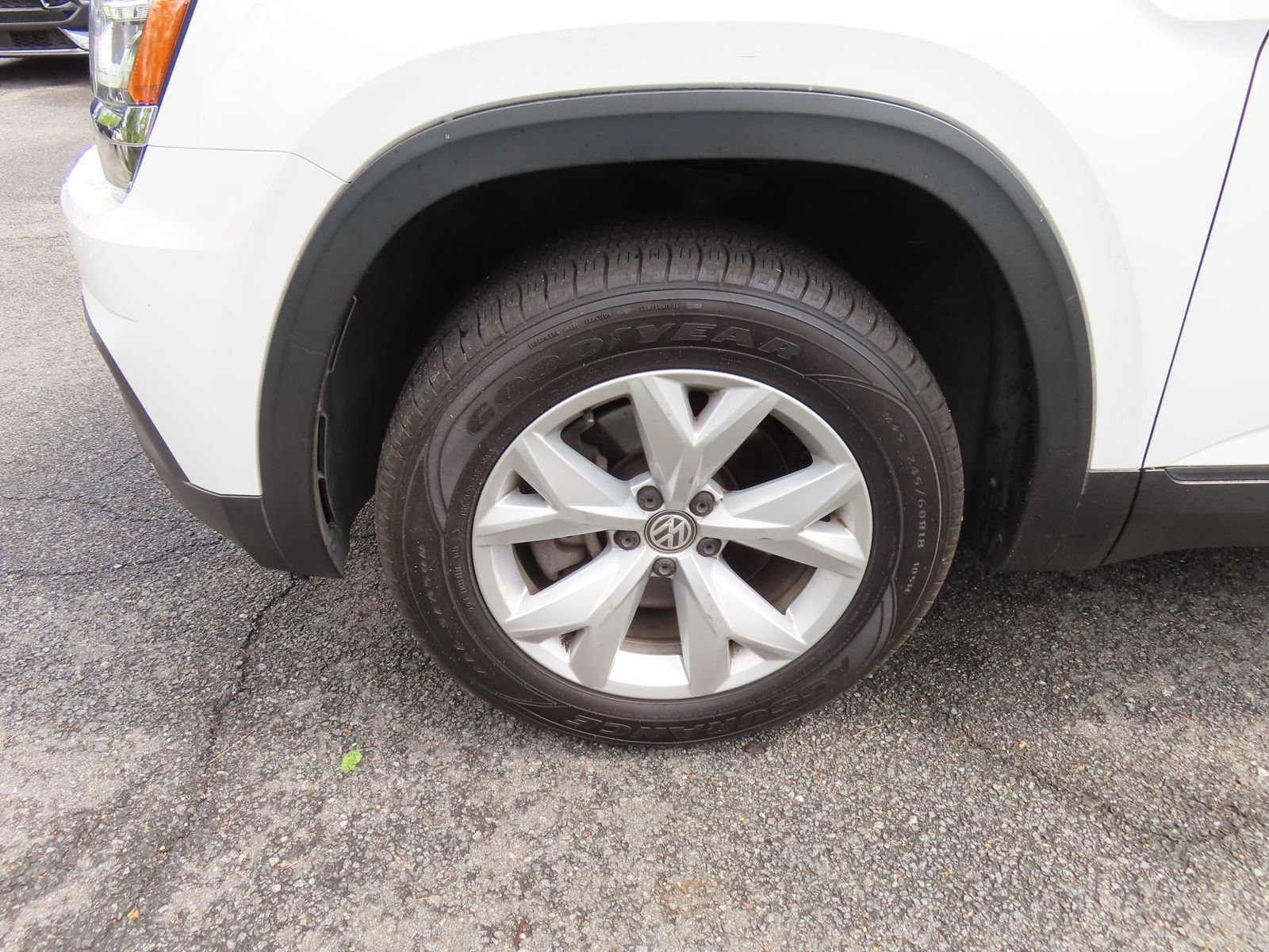 Used 2019 Volkswagen Atlas SE w/ Towing Package AWD/4WD image 11