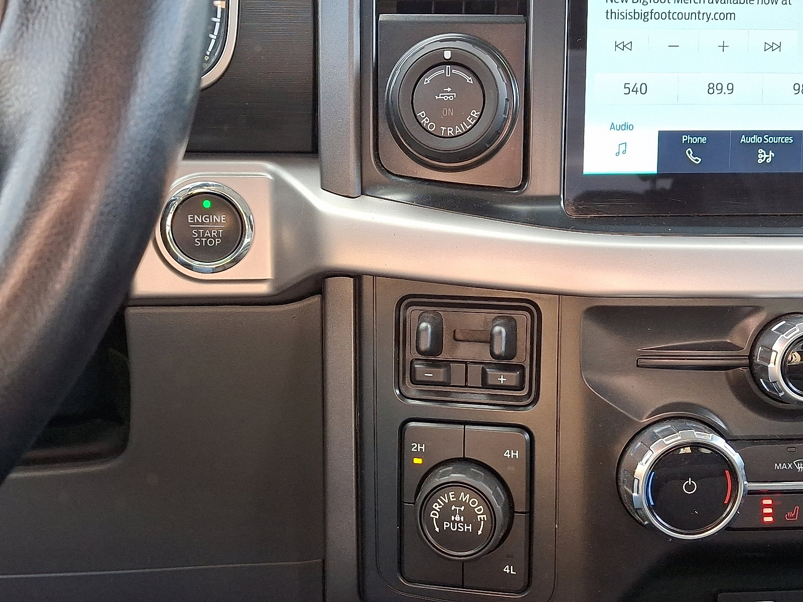 Certified 2022 Ford F150 XLT w/ Equipment Group 302A High image 25