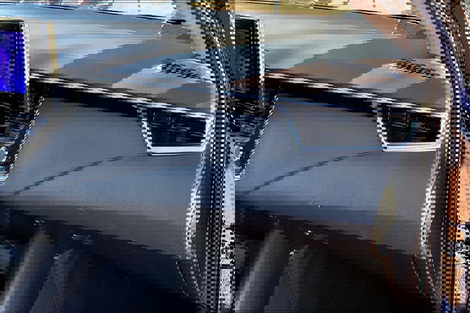 Used 2023 Toyota Corolla LE image 19