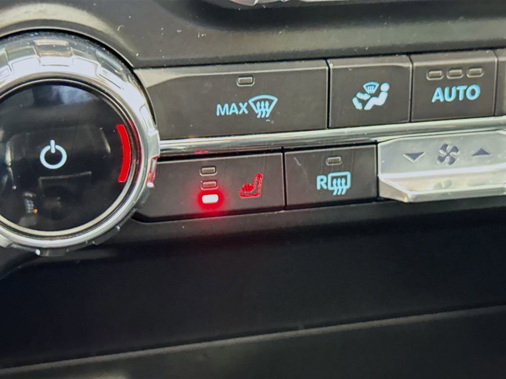 Certified 2022 Ford F150 XLT w/ Equipment Group 302A High image 24