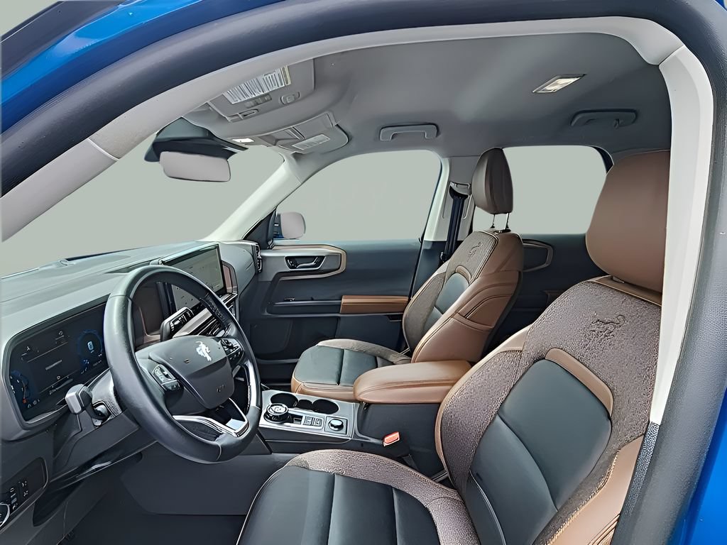 Certified 2025 Ford Bronco Sport Outer Banks w/ Outer Banks Tech Package+ AWD/4WD image 22
