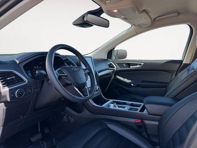 Certified 2024 Ford Edge SEL w/ Convenience Package AWD/4WD image 9