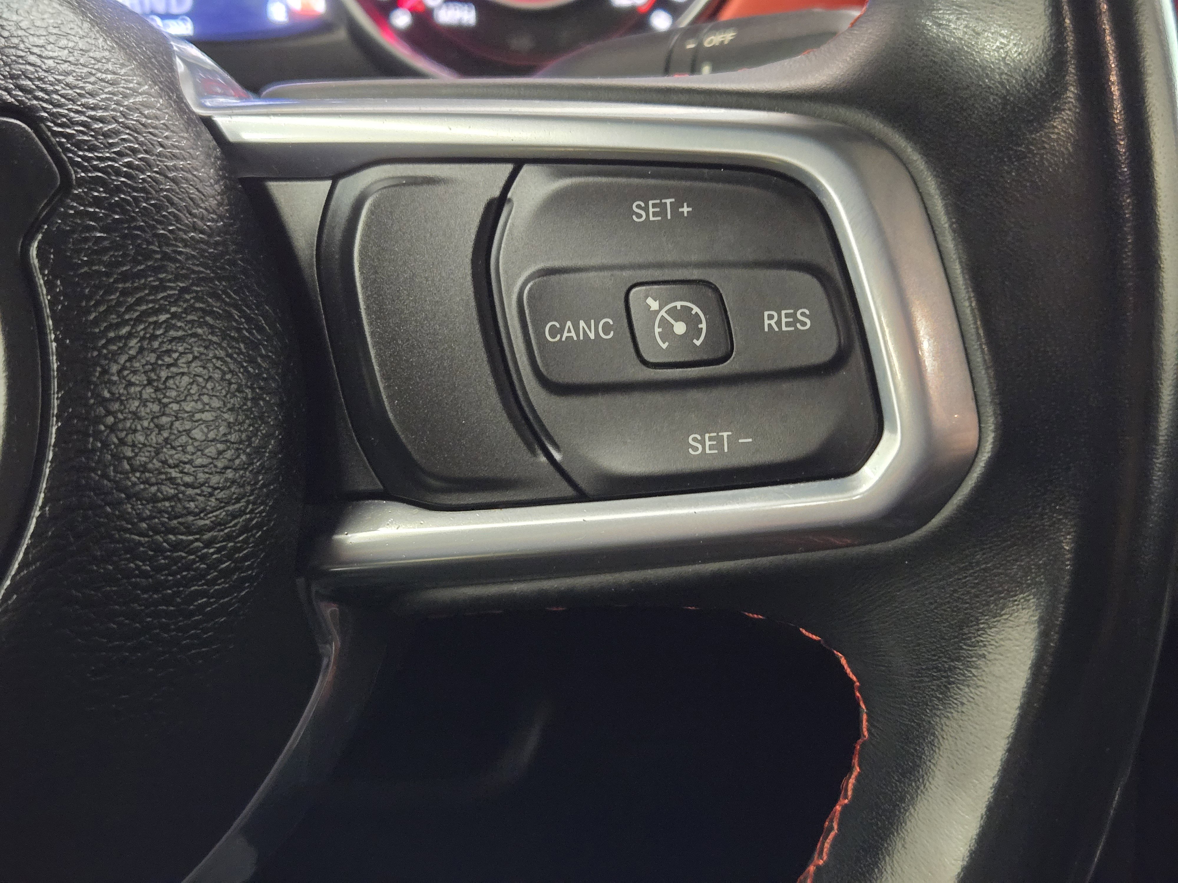 Used 2020 Jeep Gladiator Rubicon AWD/4WD image 27