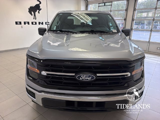 Certified 2025 Ford F150 XLT w/ Equipment Group 301A Standard RWD image 3