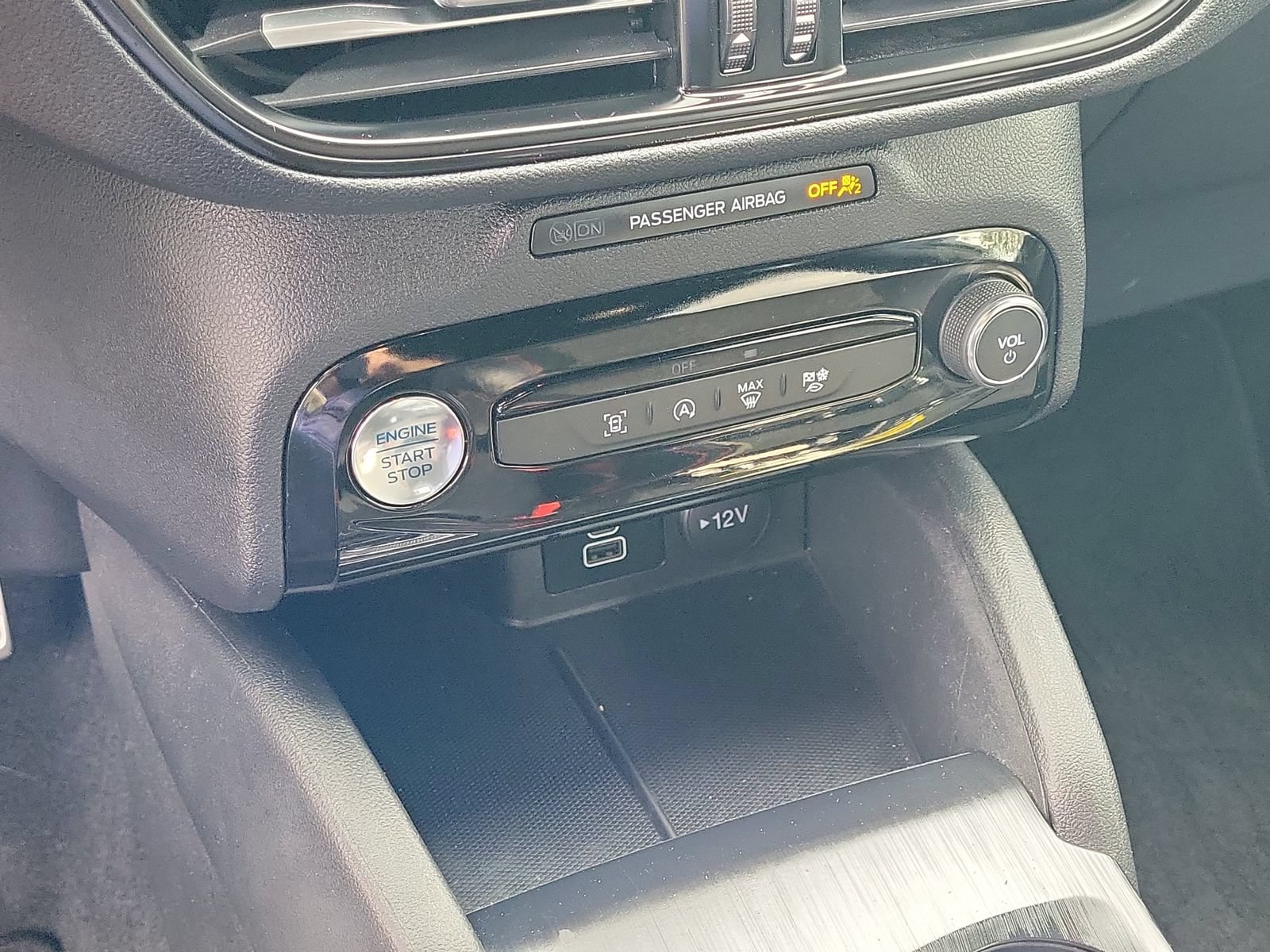 Certified 2024 Ford Escape ST-Line w/ Tech Pack #1 FWD image 26