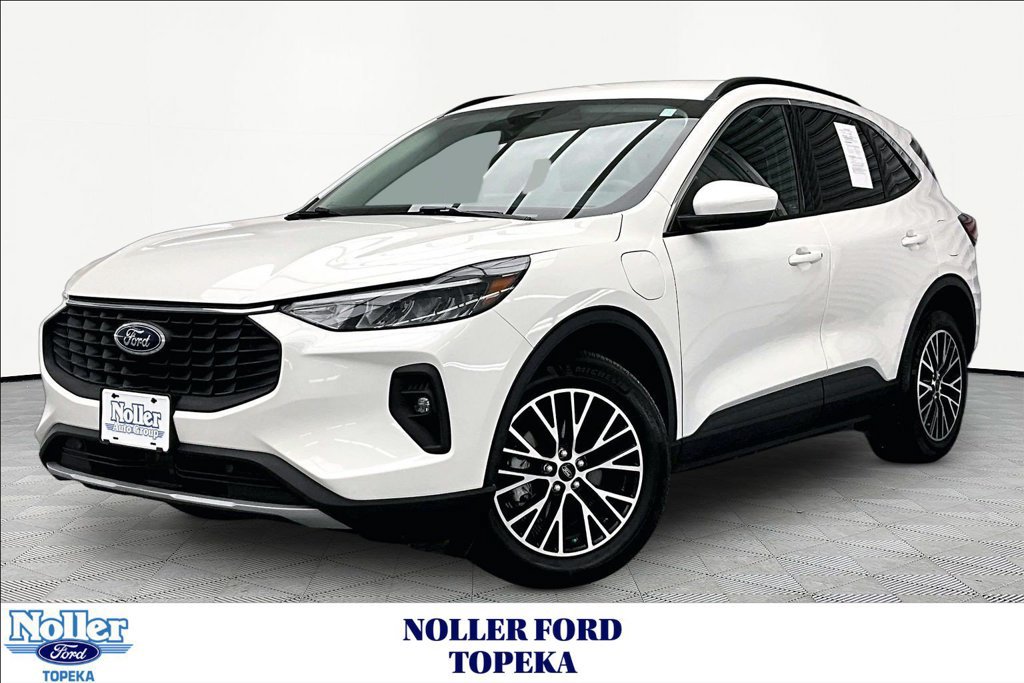 Certified 2023 Ford Escape SE FWD image 1