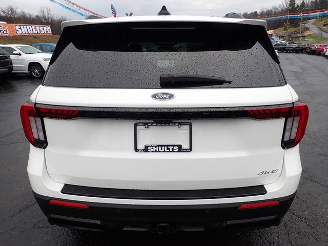 Certified 2025 Ford Explorer ST-Line image 7