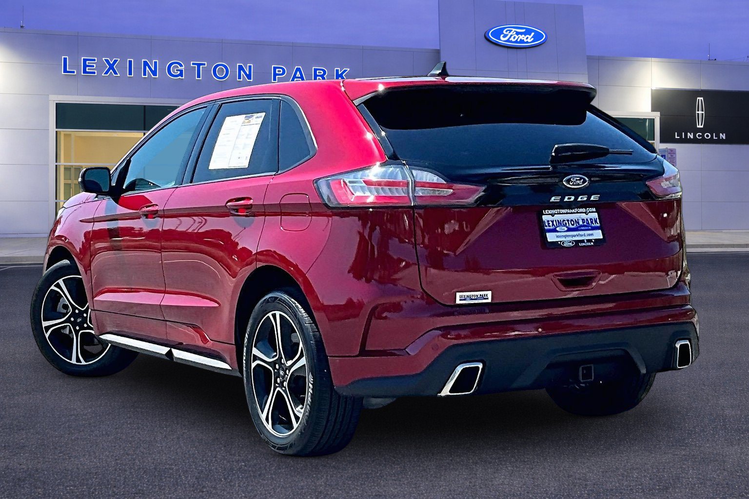 Certified 2023 Ford Edge ST AWD/4WD image 4