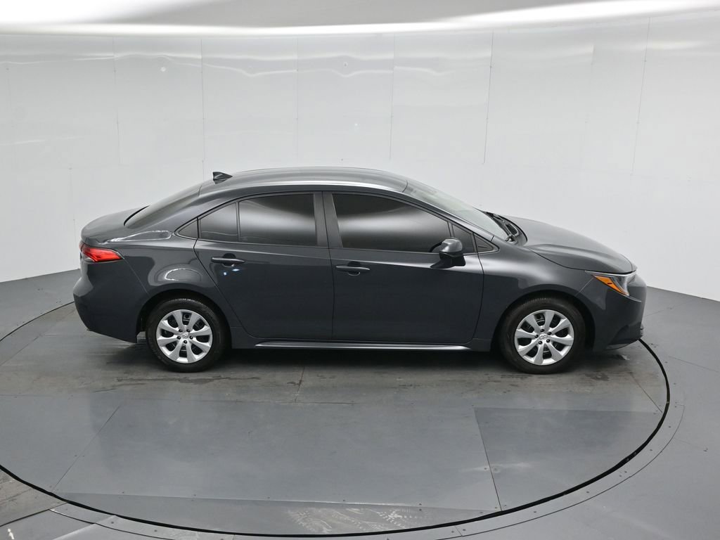 Used 2024 Toyota Corolla LE image 36
