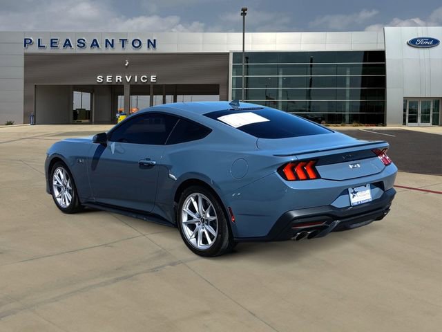 Certified 2025 Ford Mustang GT Premium RWD image 3