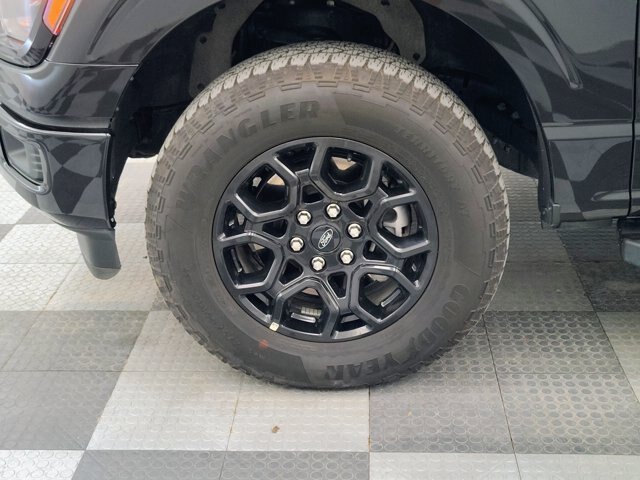 Certified 2025 Ford F150 XLT AWD/4WD image 17