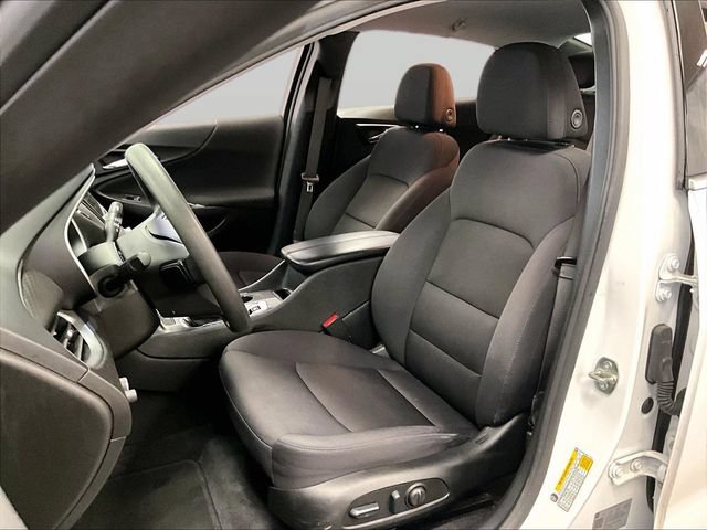 Used 2023 Chevrolet Malibu LT FWD image 24