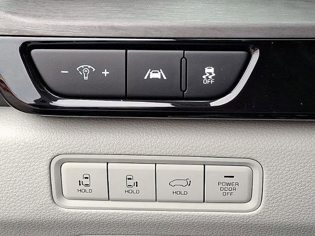 Used 2024 Kia Carnival SX image 26