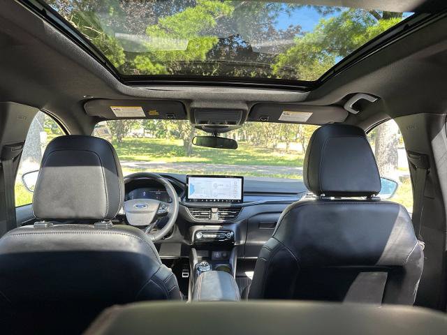 Certified 2024 Ford Escape ST-Line w/ Tech Pack #1 AWD/4WD image 5