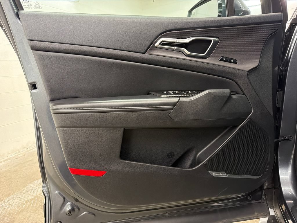 Used 2023 Kia Sportage SX FWD image 17