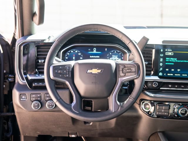 Used 2025 Chevrolet Silverado 2500 High Country w/ Technology Package AWD/4WD image 25