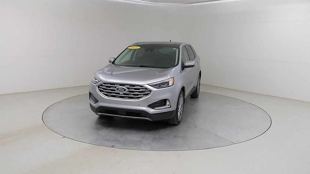 Certified 2024 Ford Edge Titanium w/ Equipment Group 301A AWD/4WD image 9