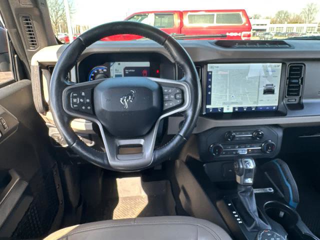 Certified 2022 Ford Bronco Wildtrak AWD/4WD image 16