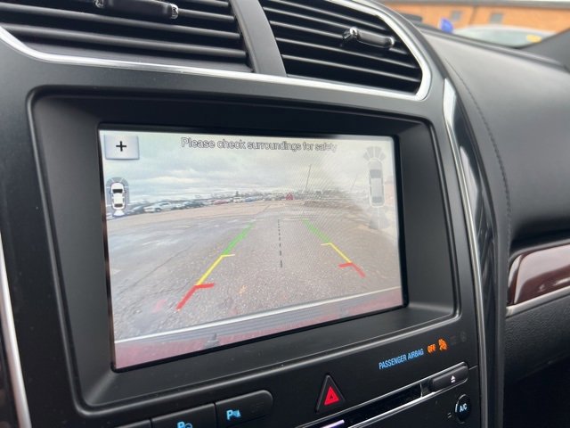 Certified 2018 Ford Explorer Platinum image 15