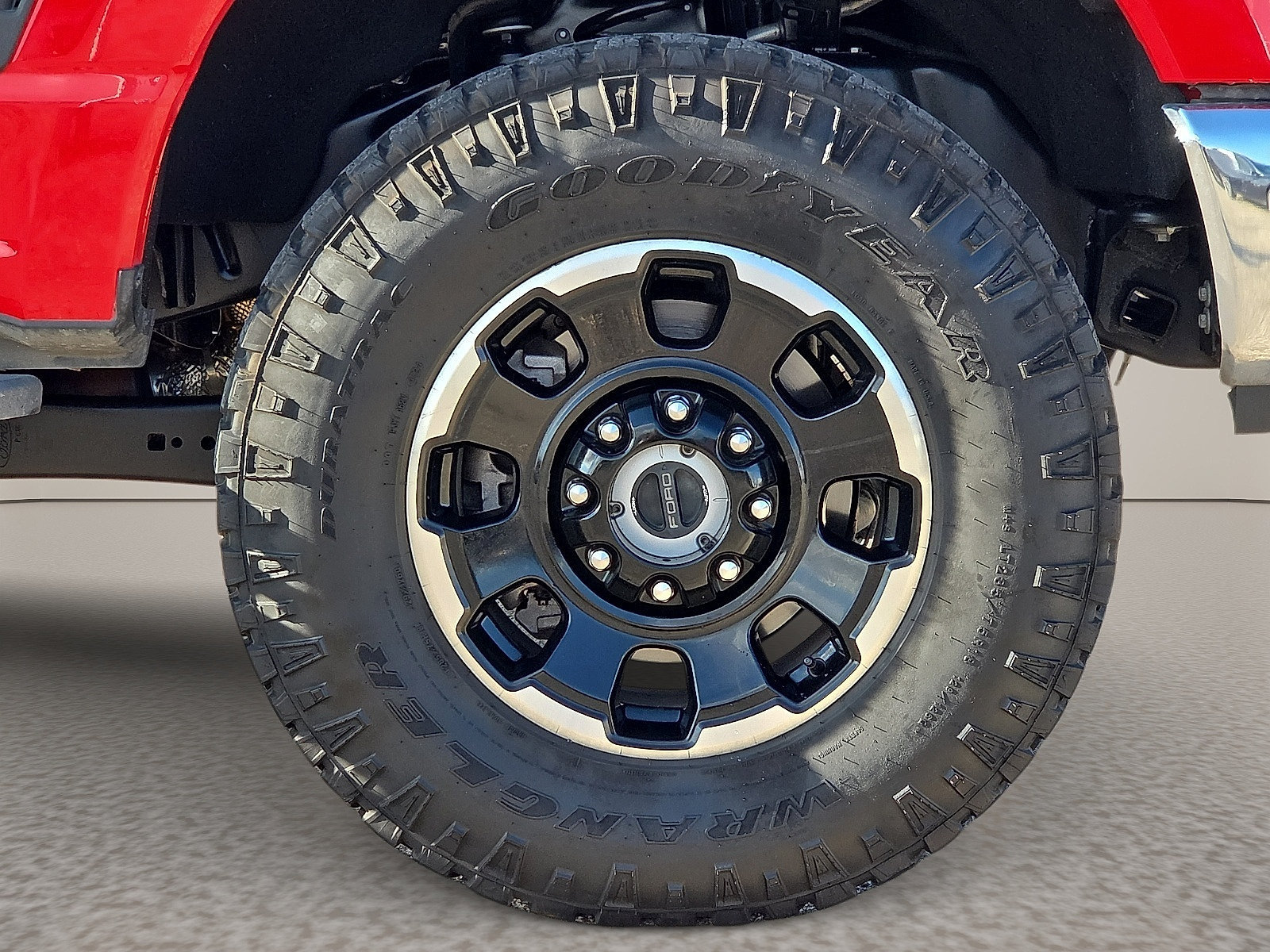 Certified 2025 Ford F250 XLT w/ Tremor Off-Road Package AWD/4WD image 7