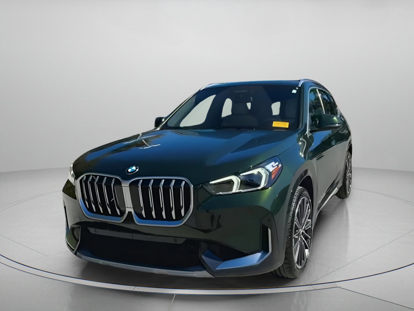 Used 2025 BMW X1 xDrive28i w/ Convenience Package image 3