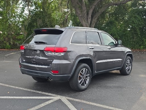 Used 2020 Jeep Grand Cherokee Limited RWD image 3