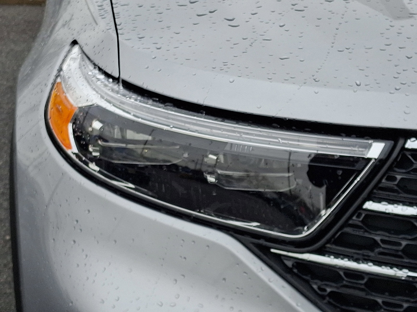 Certified 2021 Ford Explorer XLT w/ Equipment Group 202A image 9