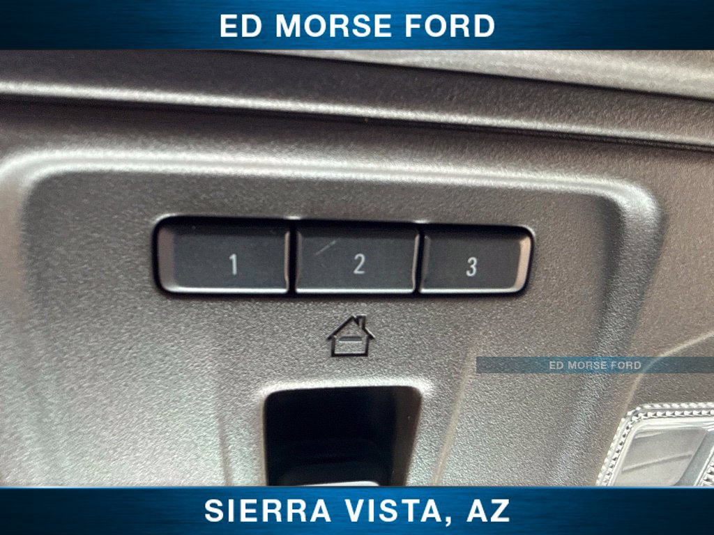 Used 2019 GMC Sierra 1500 SLT w/ SLT Premium Plus Package RWD image 17