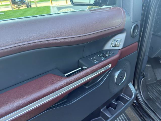 Certified 2022 Ford Expedition Limited w/ Equipment Group 302A AWD/4WD image 18