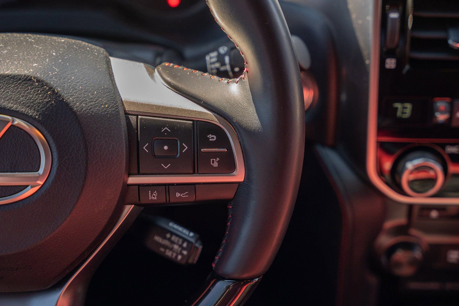 Used 2023 Lexus GX 460 Premium w/ Premium Package image 30