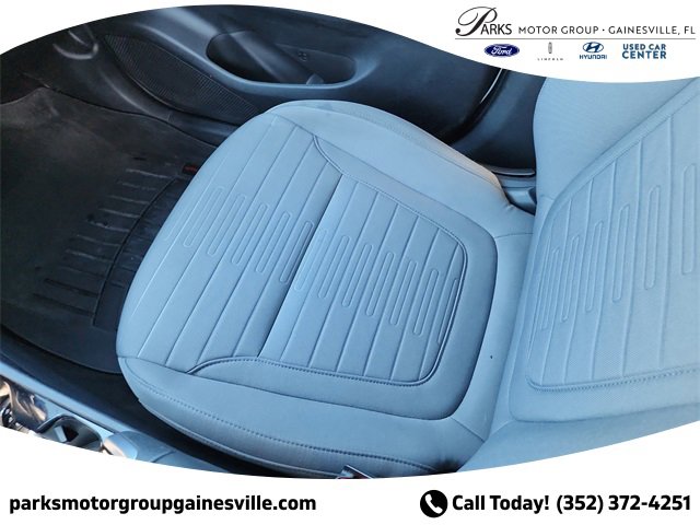 Used 2022 Hyundai Santa Cruz SEL Premium image 13