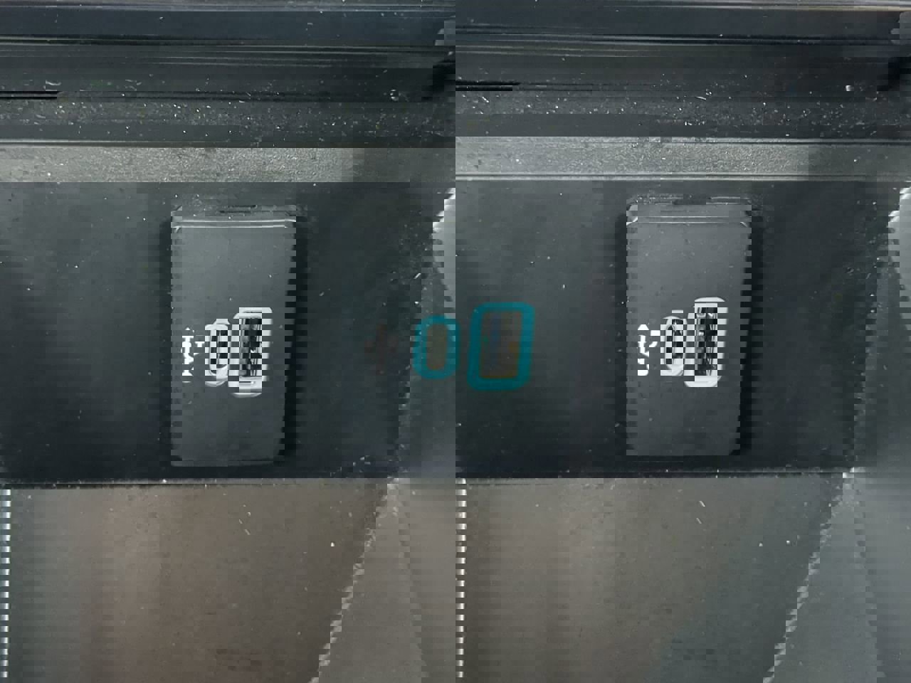 Certified 2025 Ford F450 Platinum w/ FX4 Off-Road Package image 21