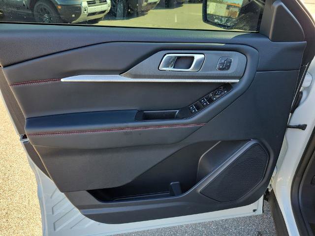Certified 2025 Ford Explorer ST image 14