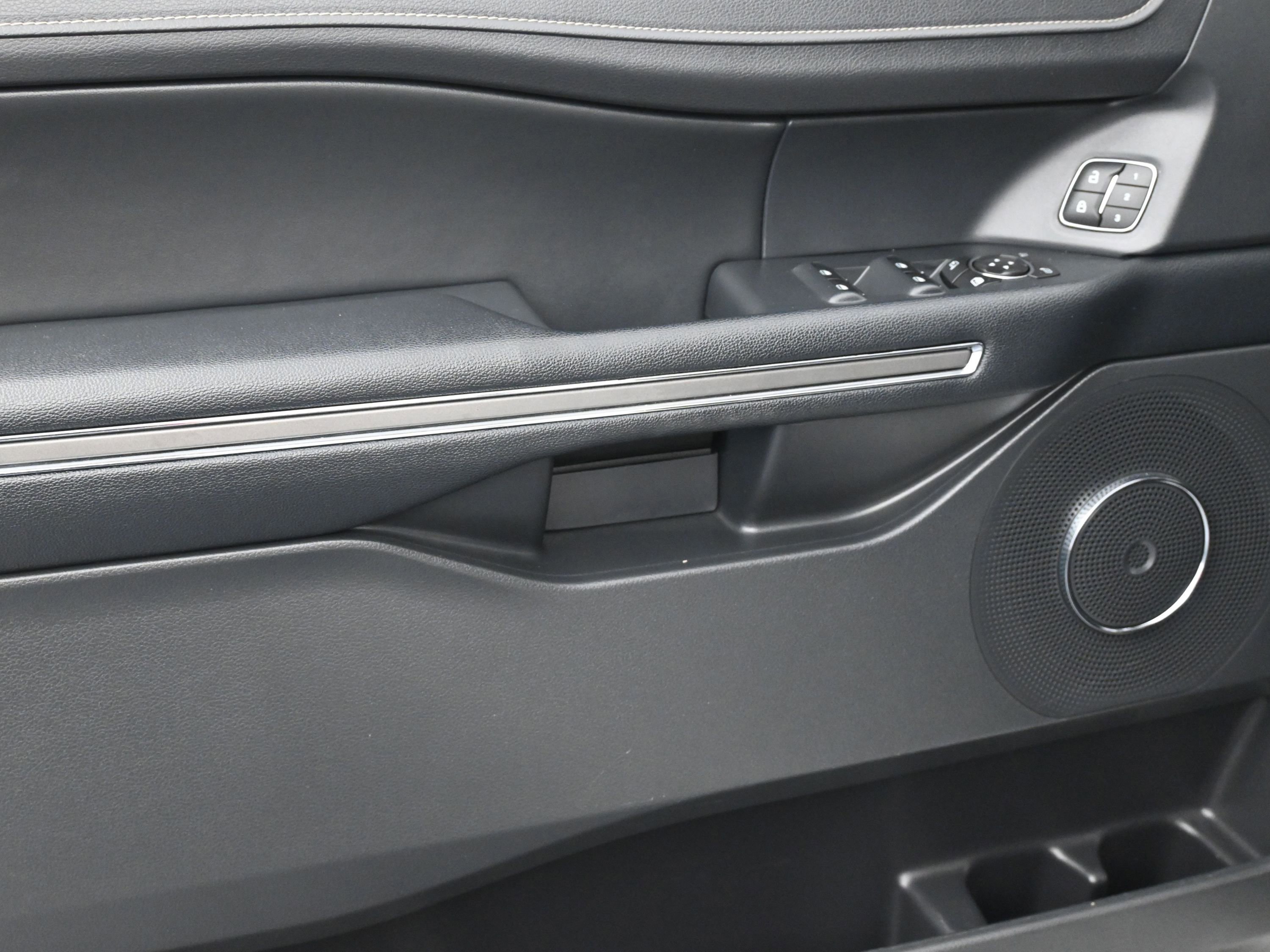 Certified 2022 Ford Expedition XLT image 31