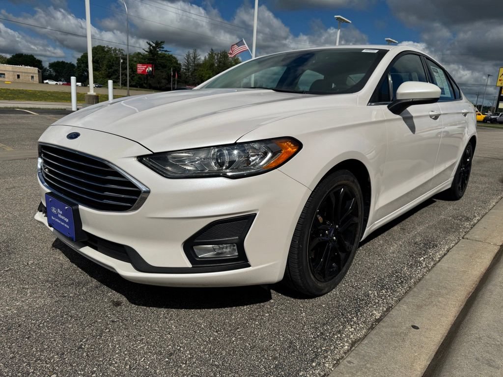 Certified 2019 Ford Fusion SE w/ Equipment Group 151A FWD image 34