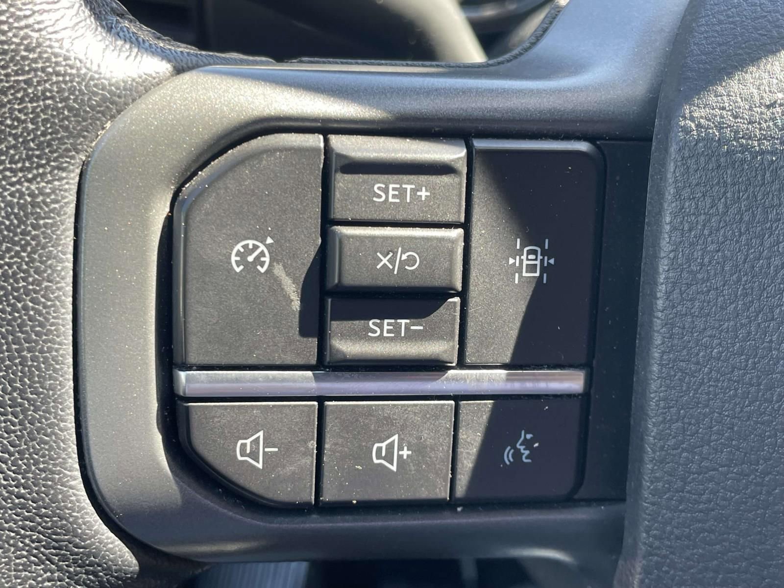 Certified 2022 Ford F150 XLT w/ Equipment Group 302A High image 26