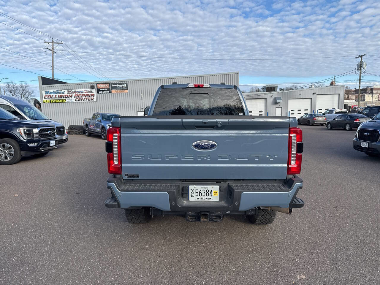 Certified 2023 Ford F250 Lariat w/ Tremor Off-Road Package image 4