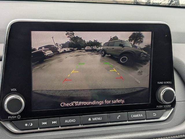 Used 2025 Nissan Rogue SV FWD image 22