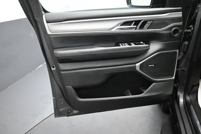 Used 2023 Jeep Wagoneer Series II AWD/4WD image 20
