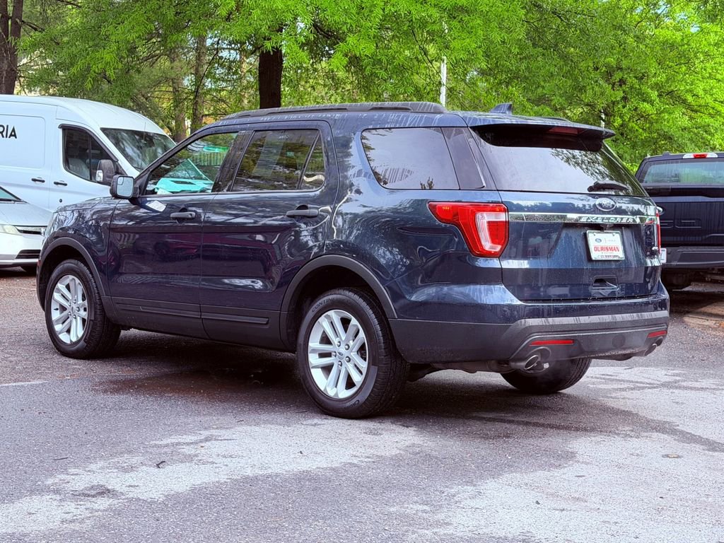 Certified 2017 Ford Explorer 4WD image 3