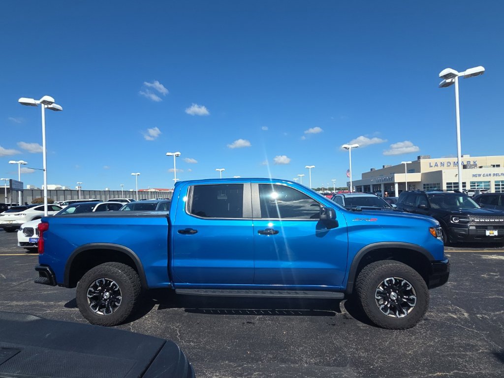 Used 2024 Chevrolet Silverado 1500 ZR2 w/ Technology Package AWD/4WD image 8