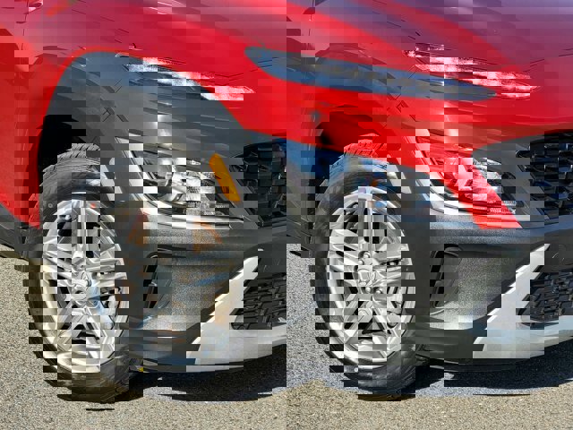 Used 2023 Hyundai Kona SE w/ Cargo Package image 9