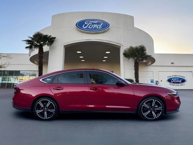 Used 2024 Honda Accord Sport image 2